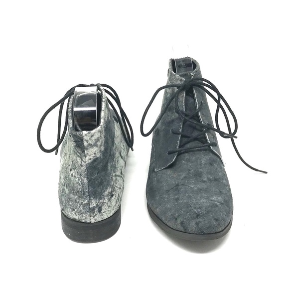 Volcom Lace-Up Booties - Picture 7 of 8